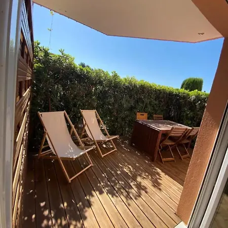 A 15 Min De La Plage, Piscine, Joli T2 Renove Apartment *